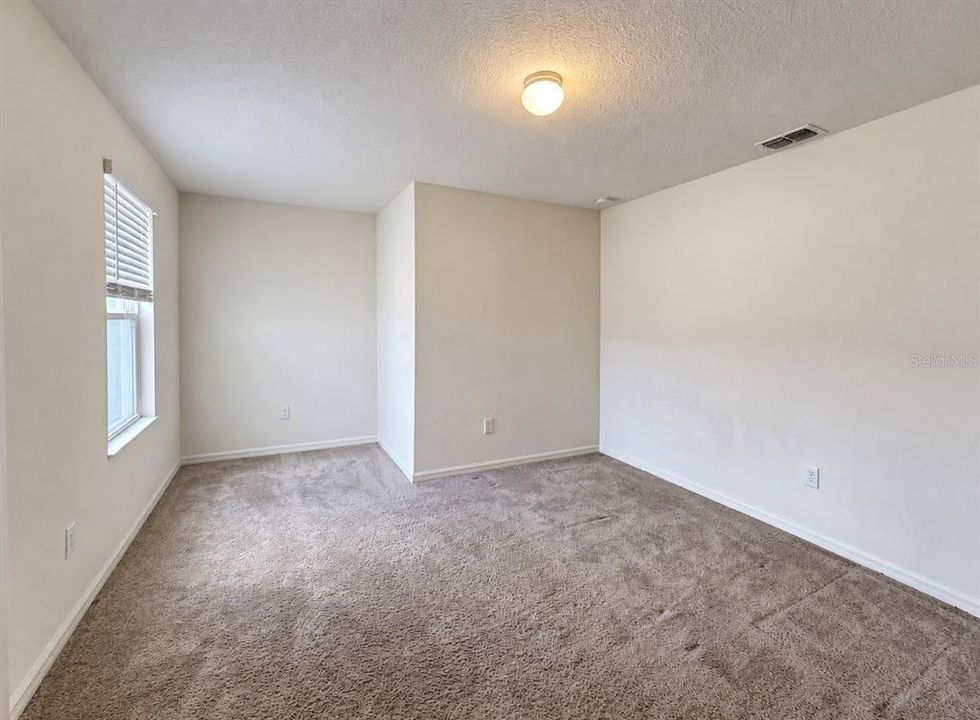 В аренду: $2,650 (4 спален, 3 ванн, 2459 Квадратных фут)