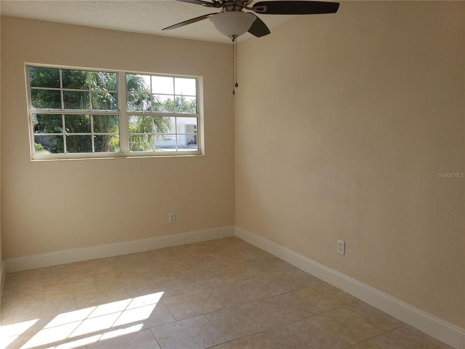 For Rent: $2,300 (3 beds, 2 baths, 1764 Square Feet)