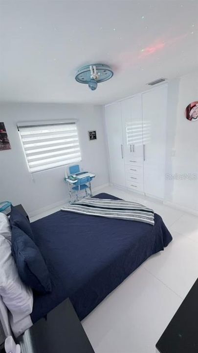 En Renta: $2,100 (2 camas, 1 baños, 1076 Pies cuadrados)