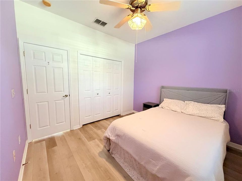 En Venta: $379,900 (3 camas, 2 baños, 1378 Pies cuadrados)