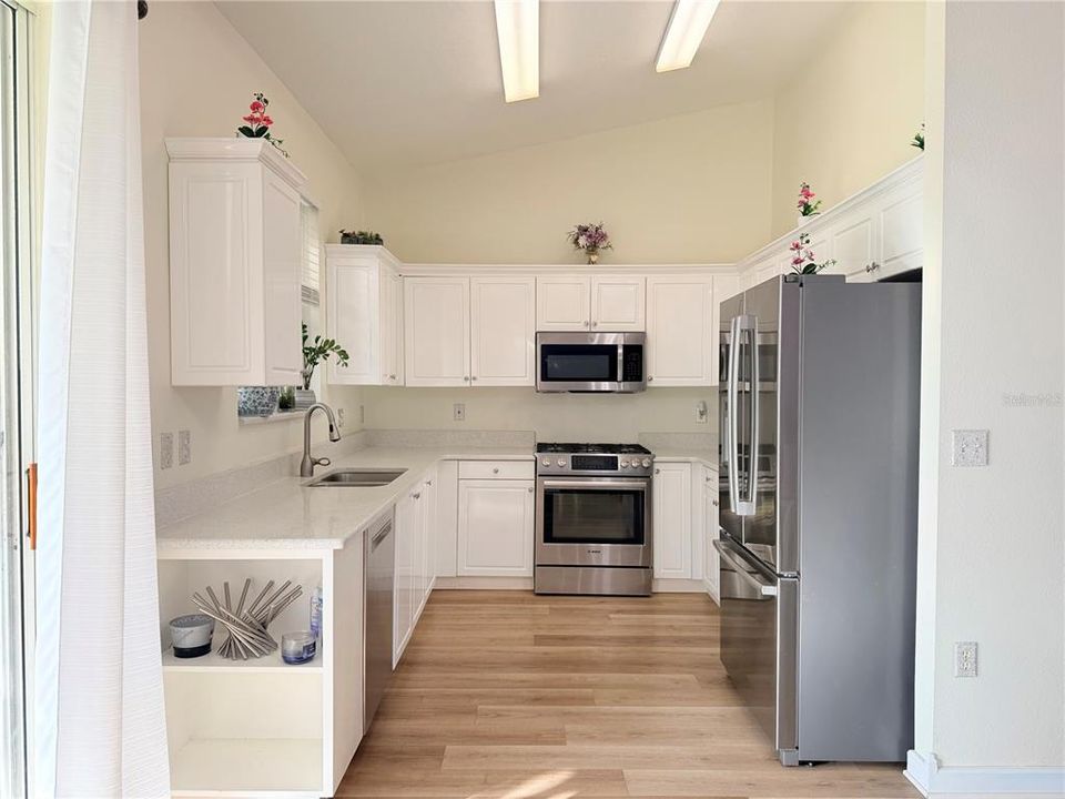 En Venta: $379,900 (3 camas, 2 baños, 1378 Pies cuadrados)