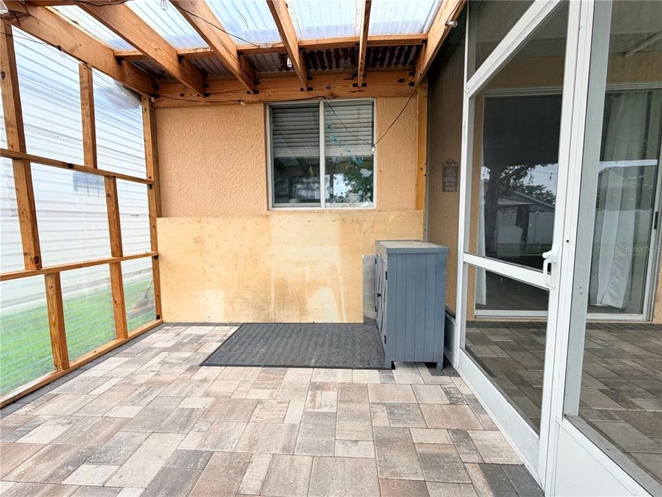 En Venta: $379,900 (3 camas, 2 baños, 1378 Pies cuadrados)