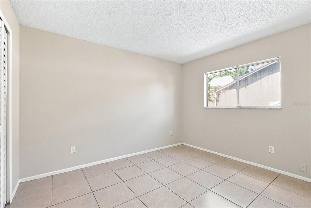 For Sale: $330,000 (3 beds, 2 baths, 1321 Square Feet)