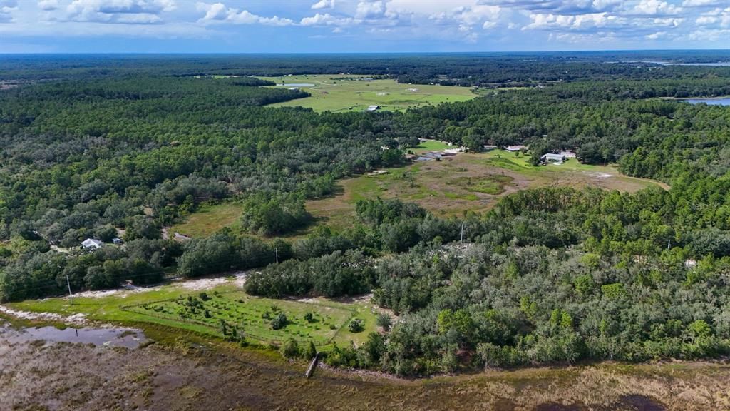 На продажу: $219,000 (12.75 acres)