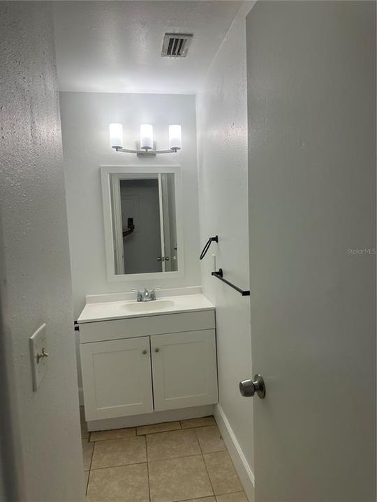 В аренду: $1,450 (2 спален, 1 ванн, 960 Квадратных фут)