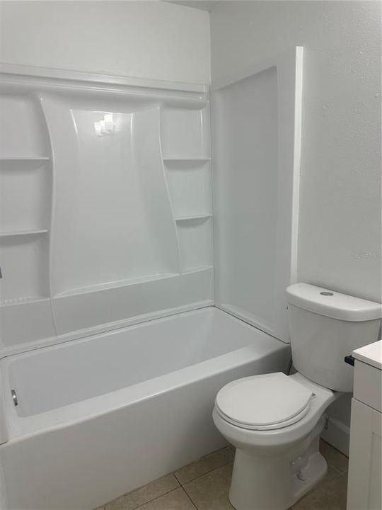 В аренду: $1,450 (2 спален, 1 ванн, 960 Квадратных фут)
