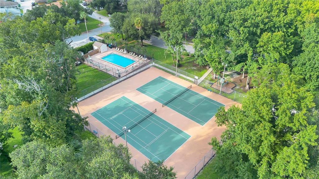 На продажу: $325,000 (3 спален, 2 ванн, 1201 Квадратных фут)