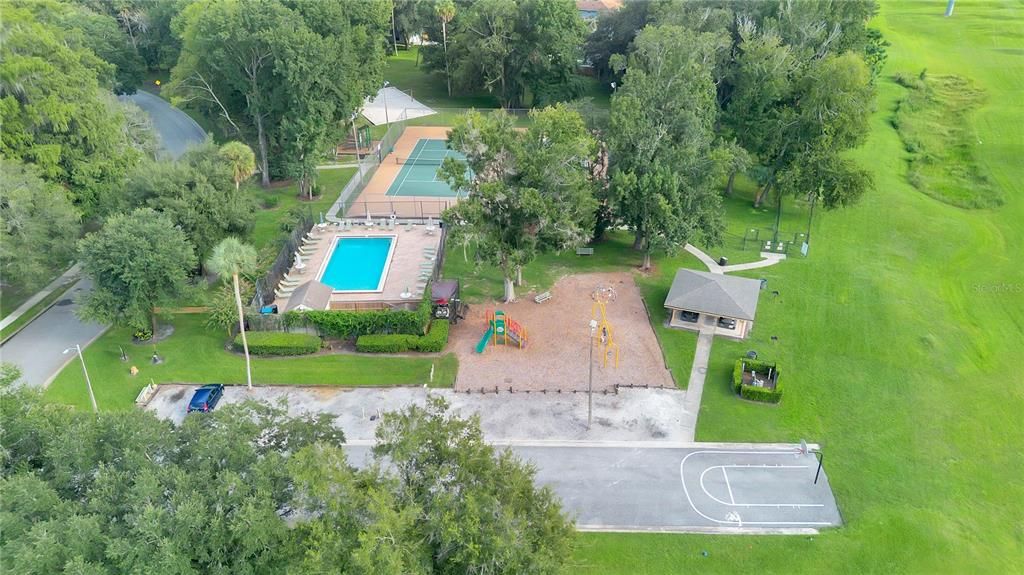 На продажу: $325,000 (3 спален, 2 ванн, 1201 Квадратных фут)