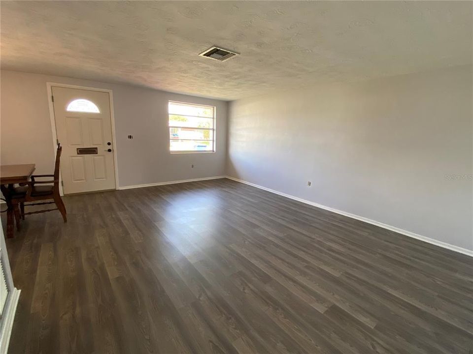 En Renta: $1,650 (2 camas, 2 baños, 1368 Pies cuadrados)