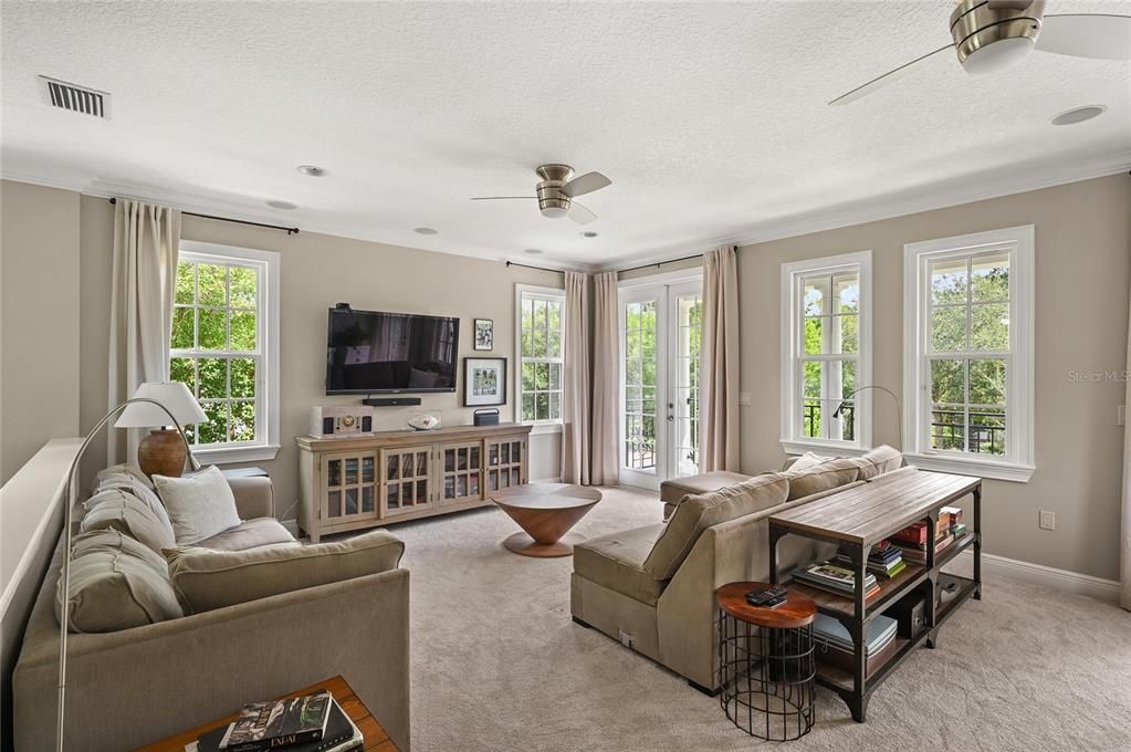 For Sale: $2,089,000 (4 beds, 3 baths, 3479 Square Feet)