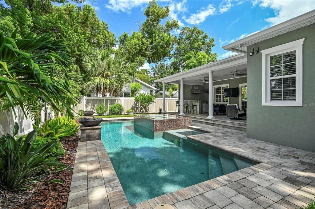 For Sale: $2,089,000 (4 beds, 3 baths, 3479 Square Feet)