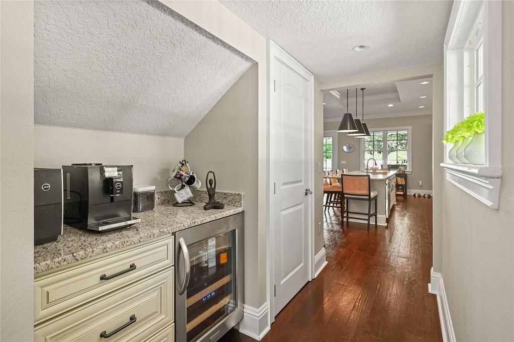 For Sale: $2,089,000 (4 beds, 3 baths, 3479 Square Feet)