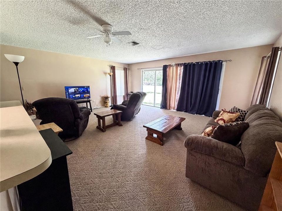 En Venta: $189,999 (2 camas, 2 baños, 1322 Pies cuadrados)