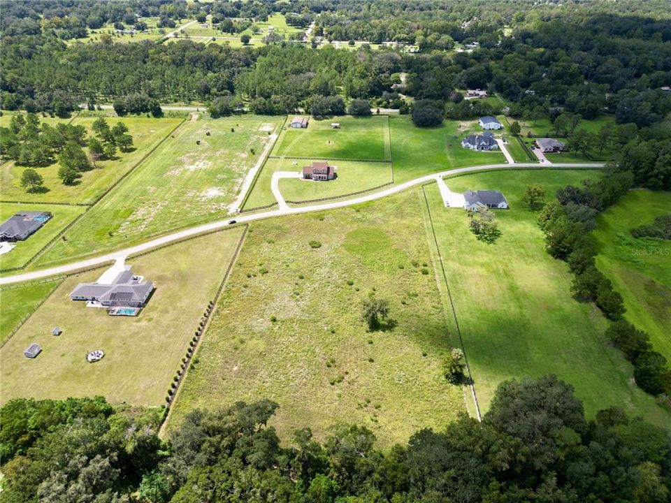 待售: $299,000 (5.24 acres)