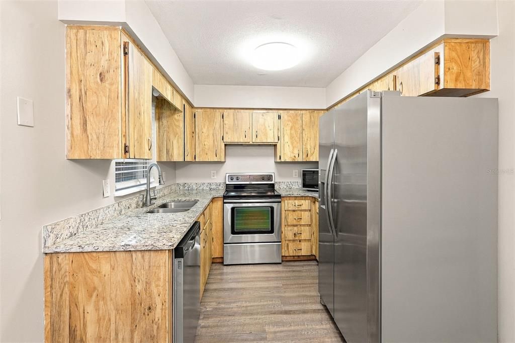 En Venta: $259,000 (3 camas, 2 baños, 1449 Pies cuadrados)