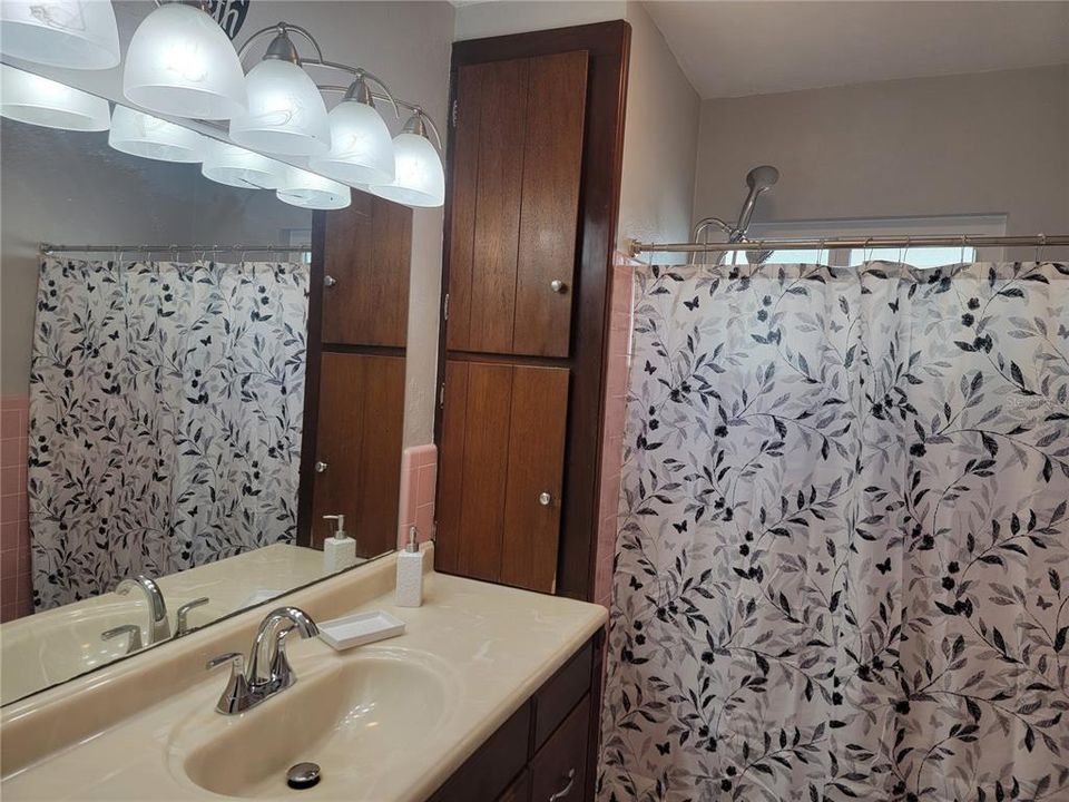 En Venta: $399,000 (3 camas, 2 baños, 1891 Pies cuadrados)