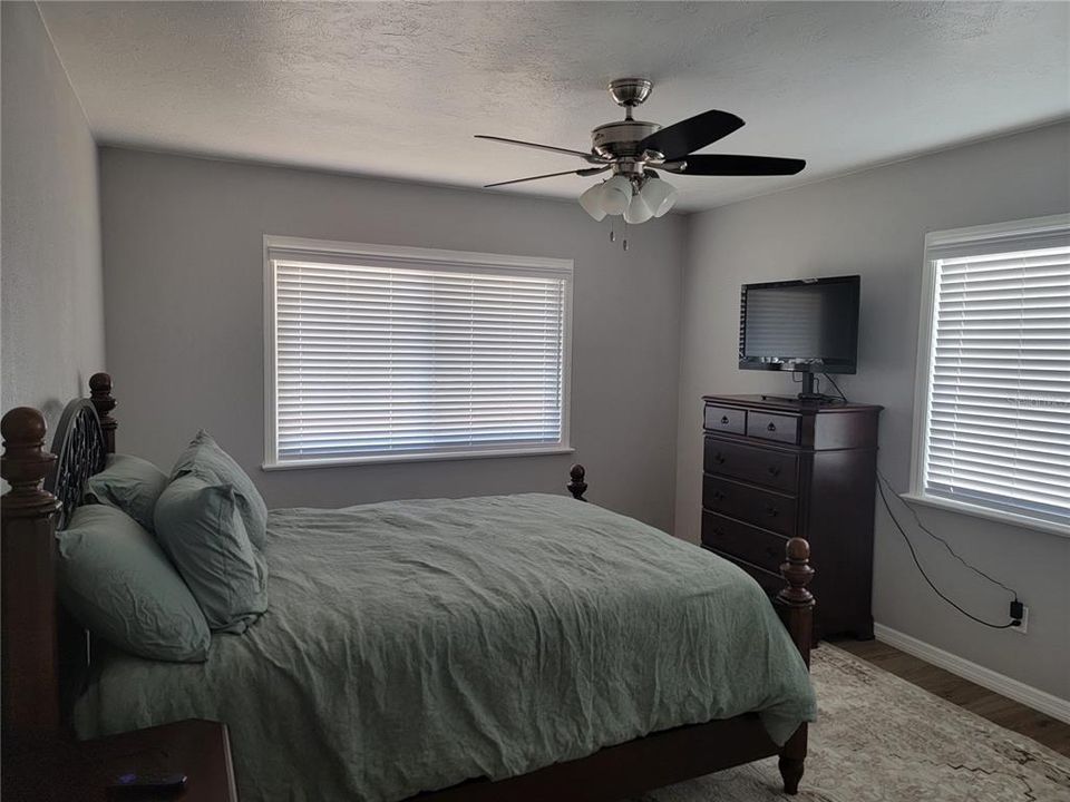 En Venta: $399,000 (3 camas, 2 baños, 1891 Pies cuadrados)