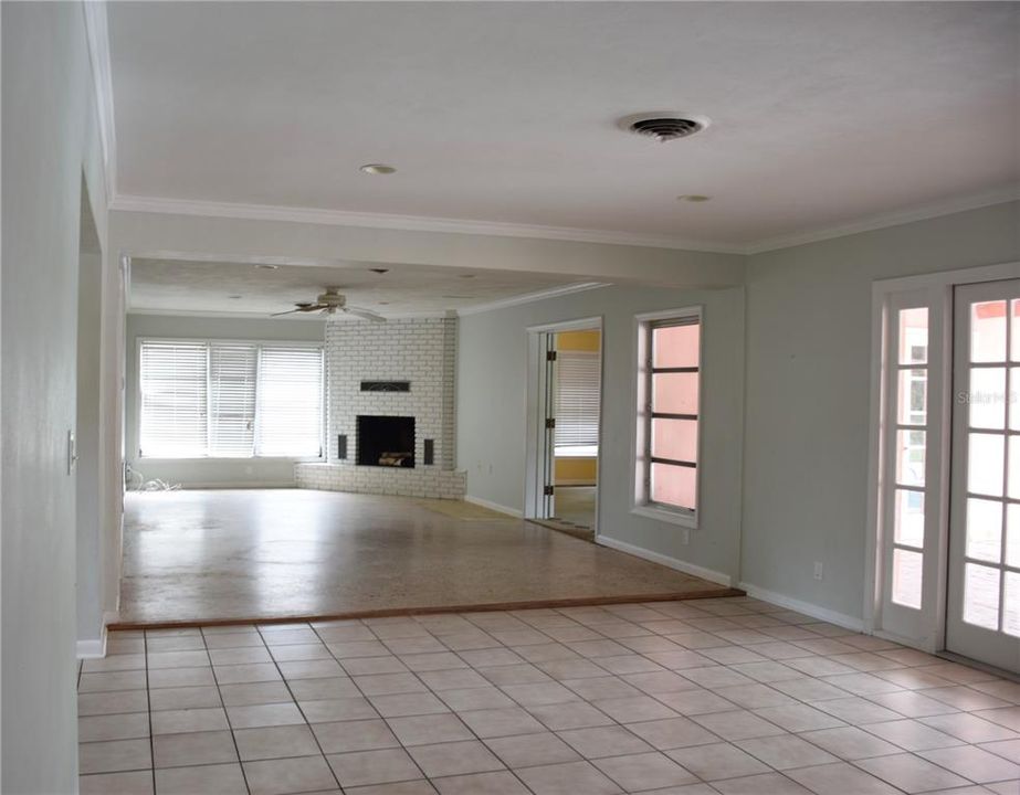 En Venta: $585,000 (4 camas, 4 baños, 3216 Pies cuadrados)