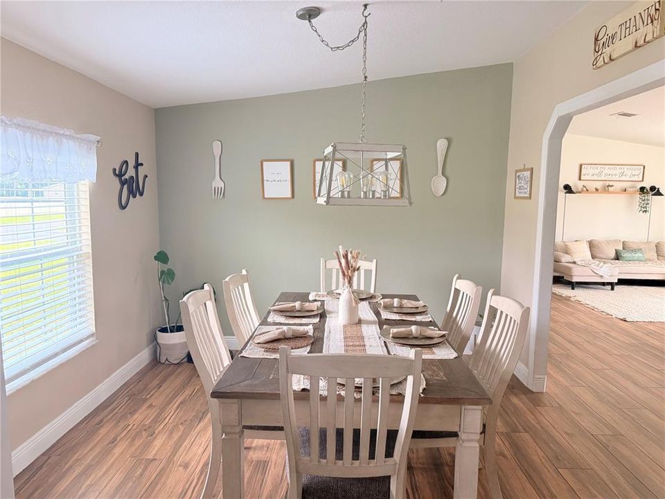 For Sale: $335,000 (4 beds, 2 baths, 2270 Square Feet)