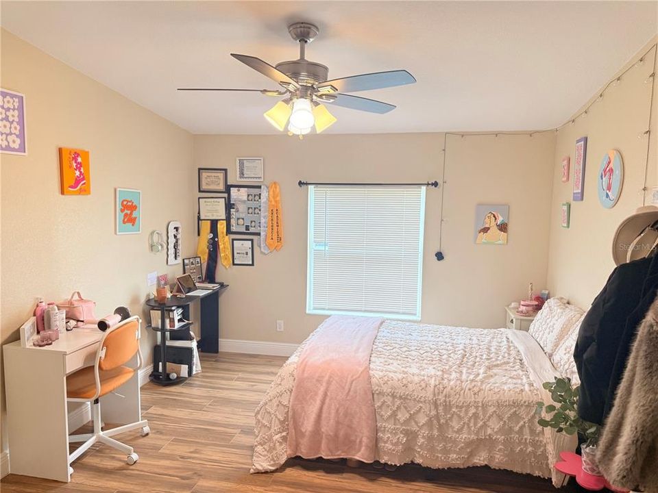 For Sale: $335,000 (4 beds, 2 baths, 2270 Square Feet)