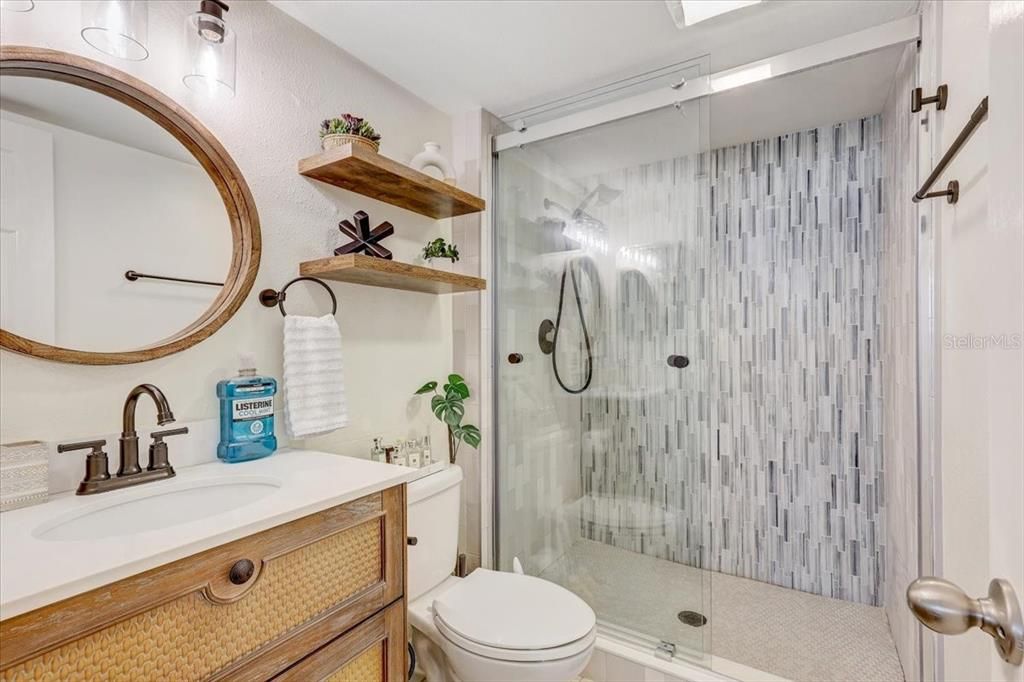 En Venta: $266,000 (2 camas, 2 baños, 1115 Pies cuadrados)
