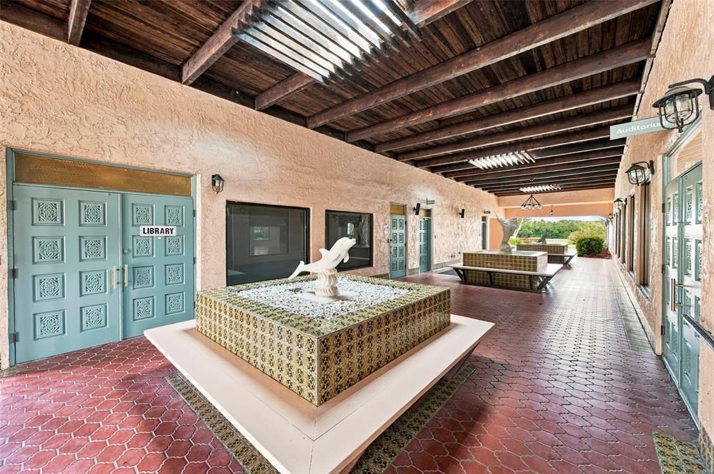 For Sale: $109,500 (1 beds, 1 baths, 790 Square Feet)