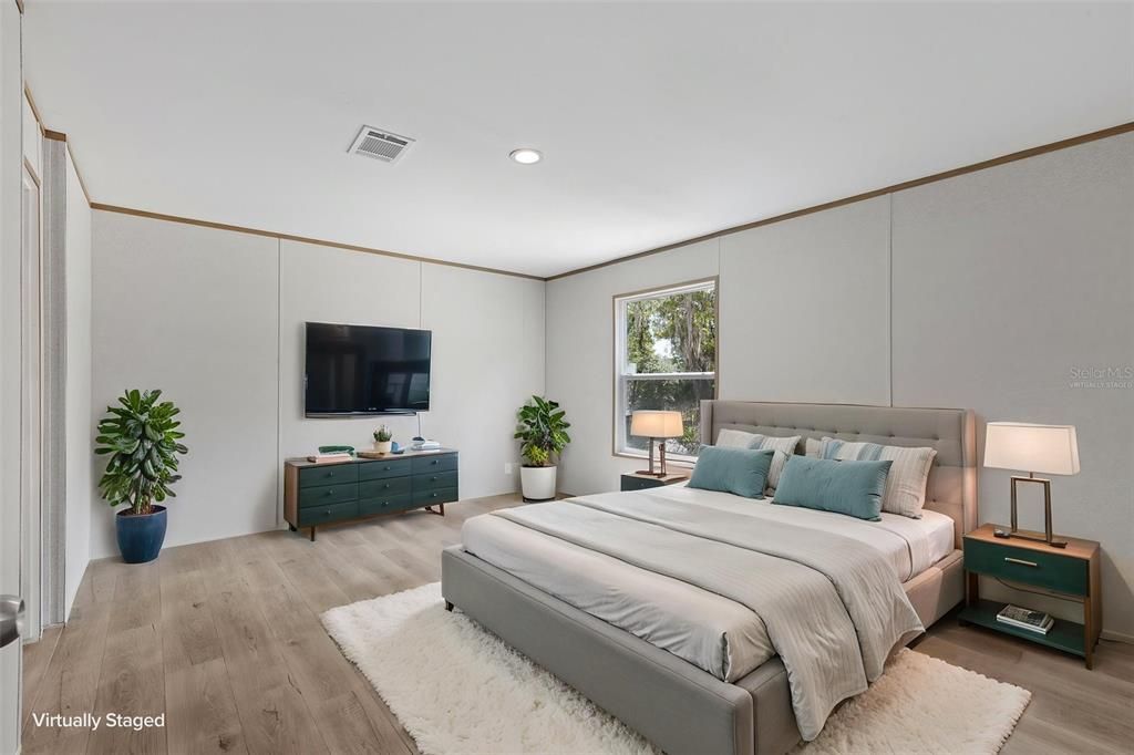 For Sale: $231,500 (4 beds, 2 baths, 1493 Square Feet)