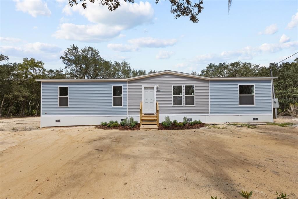 For Sale: $231,500 (4 beds, 2 baths, 1493 Square Feet)