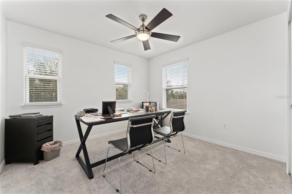 For Sale: $689,900 (5 beds, 3 baths, 3006 Square Feet)