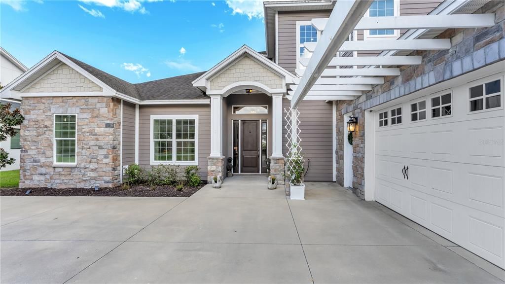 For Sale: $1,149,000 (5 beds, 3 baths, 3678 Square Feet)