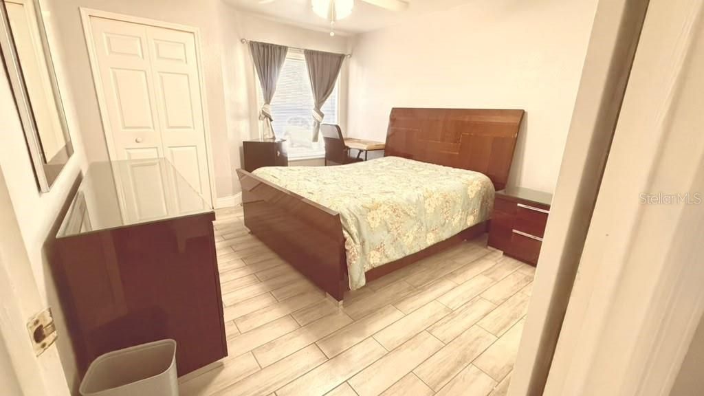 В аренду: $2,500 (4 спален, 2 ванн, 1323 Квадратных фут)