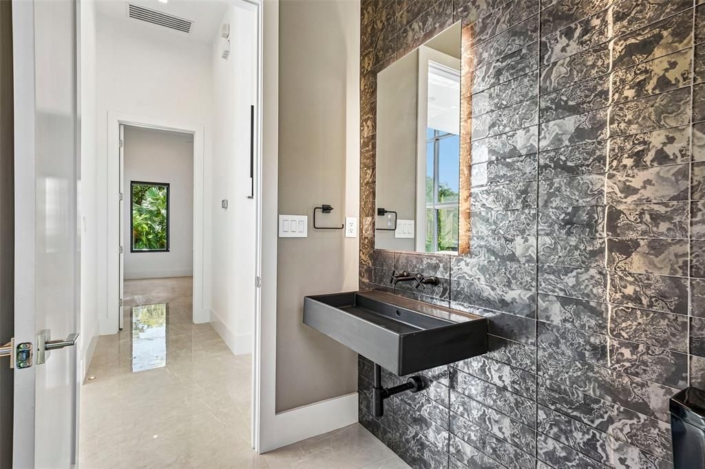 For Sale: $1,499,000 (4 beds, 4 baths, 2953 Square Feet)