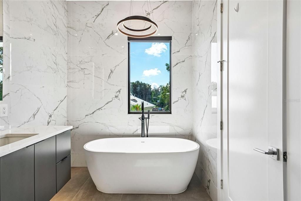 For Sale: $1,499,000 (4 beds, 4 baths, 2953 Square Feet)