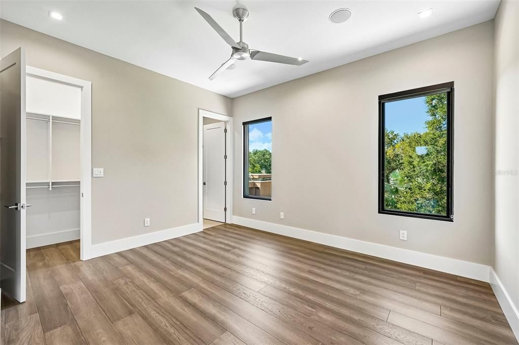 For Sale: $1,499,000 (4 beds, 4 baths, 2953 Square Feet)