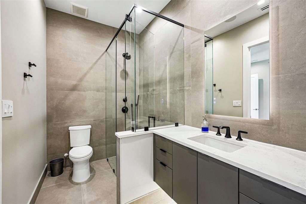 For Sale: $1,499,000 (4 beds, 4 baths, 2953 Square Feet)