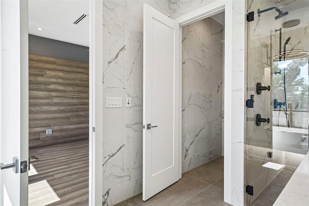 For Sale: $1,499,000 (4 beds, 4 baths, 2953 Square Feet)