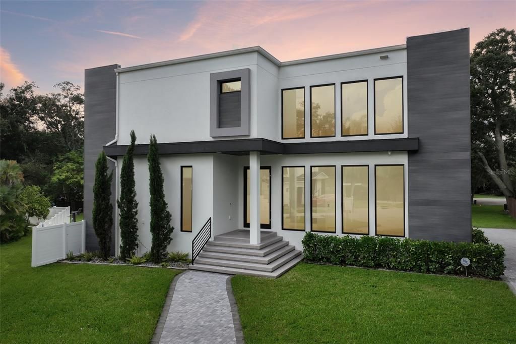 For Sale: $1,499,000 (4 beds, 4 baths, 2953 Square Feet)