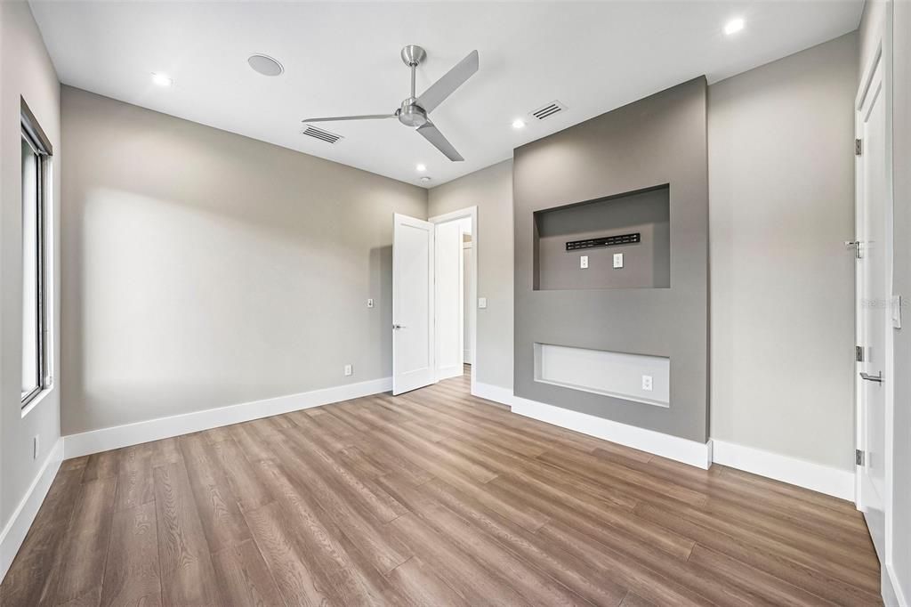 For Sale: $1,499,000 (4 beds, 4 baths, 2953 Square Feet)