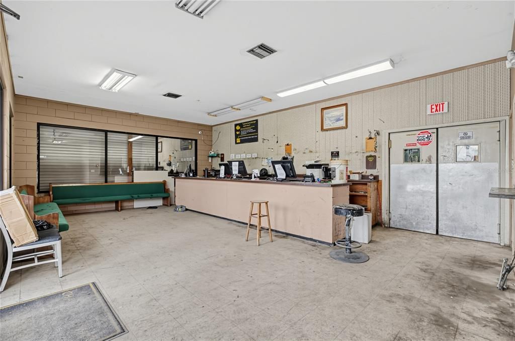 For Sale: $600,000 (0 beds, 0 baths, 13675 Square Feet)