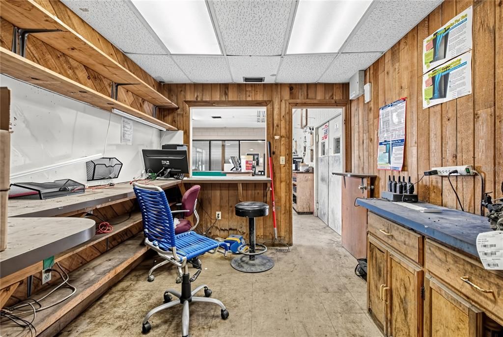 For Sale: $600,000 (0 beds, 0 baths, 13675 Square Feet)