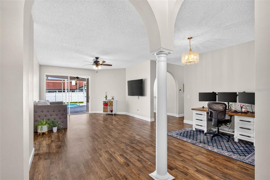 For Sale: $625,000 (4 beds, 3 baths, 2549 Square Feet)