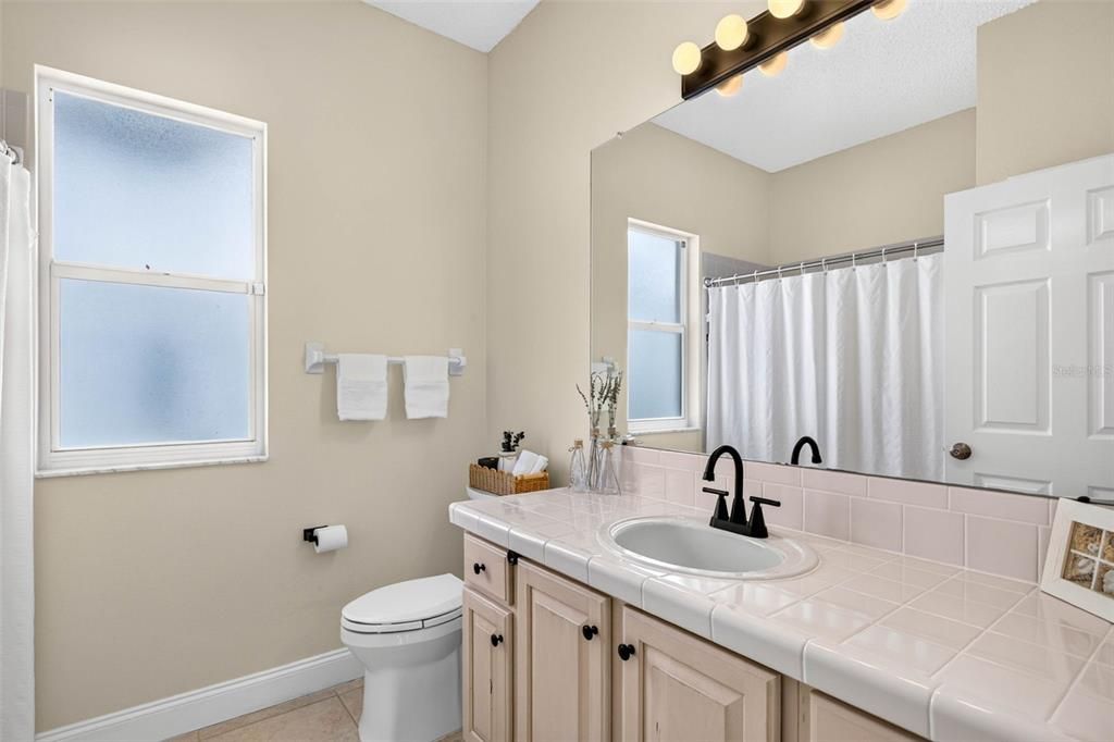 For Sale: $625,000 (4 beds, 3 baths, 2549 Square Feet)