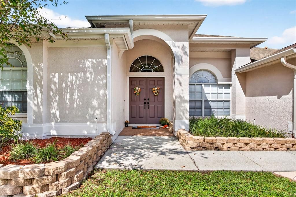 For Sale: $625,000 (4 beds, 3 baths, 2549 Square Feet)