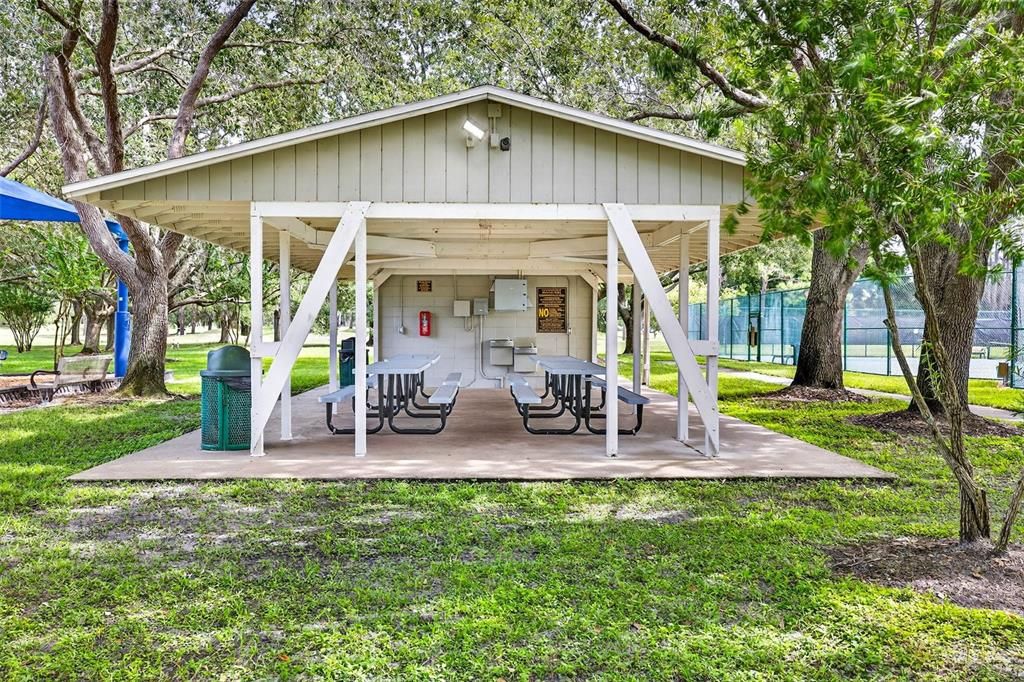 For Sale: $625,000 (4 beds, 3 baths, 2549 Square Feet)