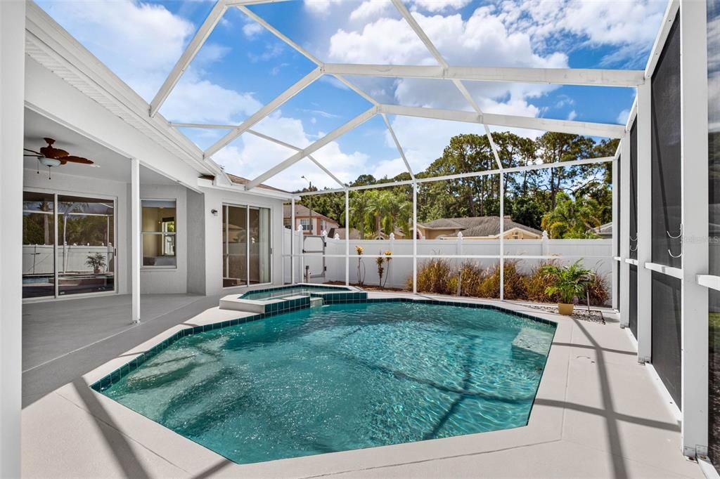 For Sale: $625,000 (4 beds, 3 baths, 2549 Square Feet)