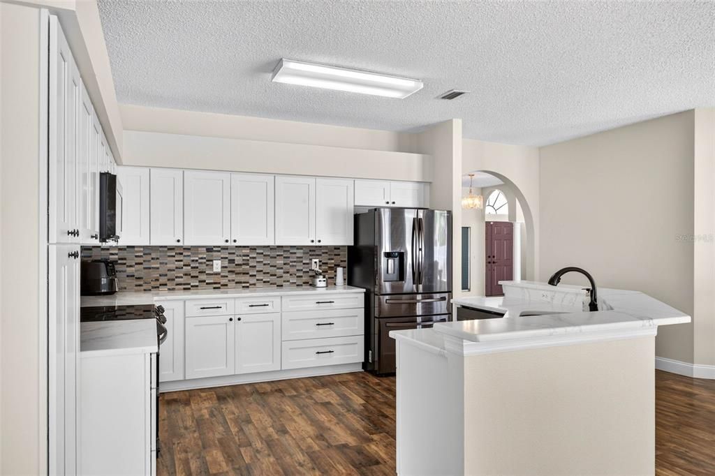 For Sale: $625,000 (4 beds, 3 baths, 2549 Square Feet)