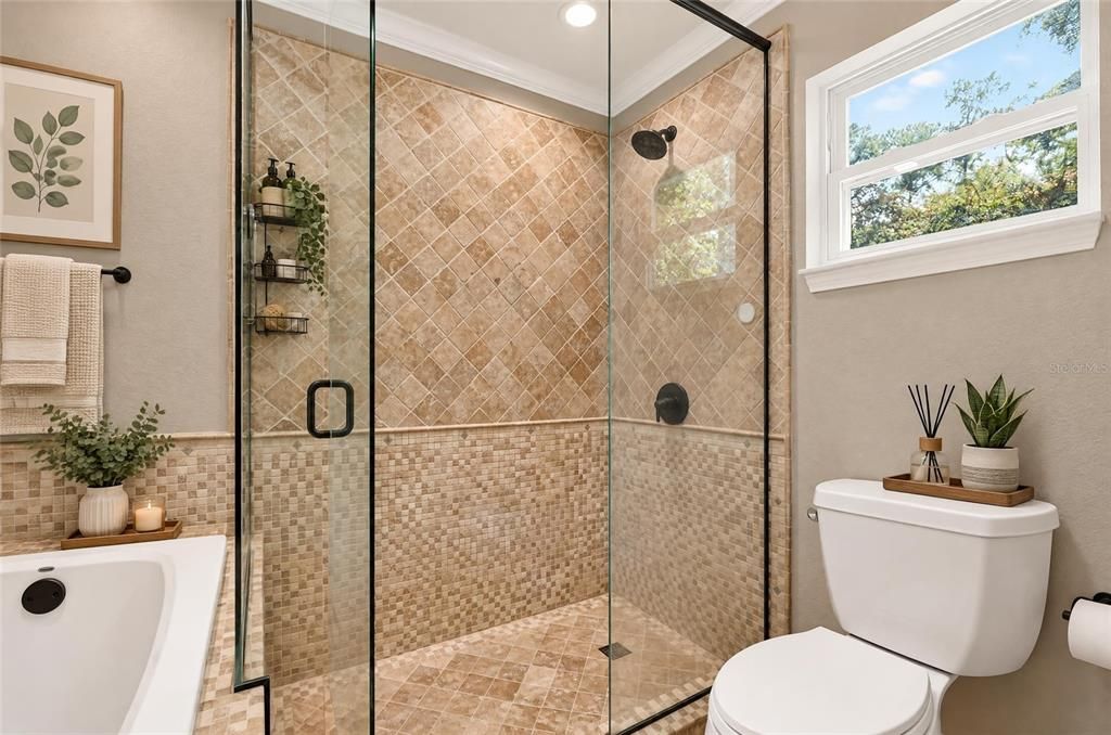 Active With Contract: $468,900 (4 beds, 2 baths, 2168 Square Feet)