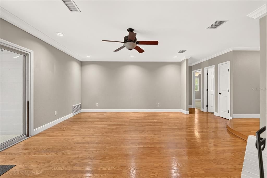 Active With Contract: $468,900 (4 beds, 2 baths, 2168 Square Feet)