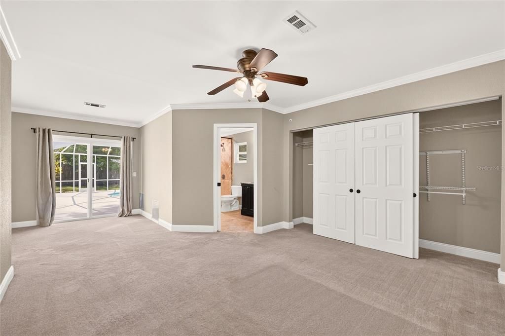 Active With Contract: $468,900 (4 beds, 2 baths, 2168 Square Feet)