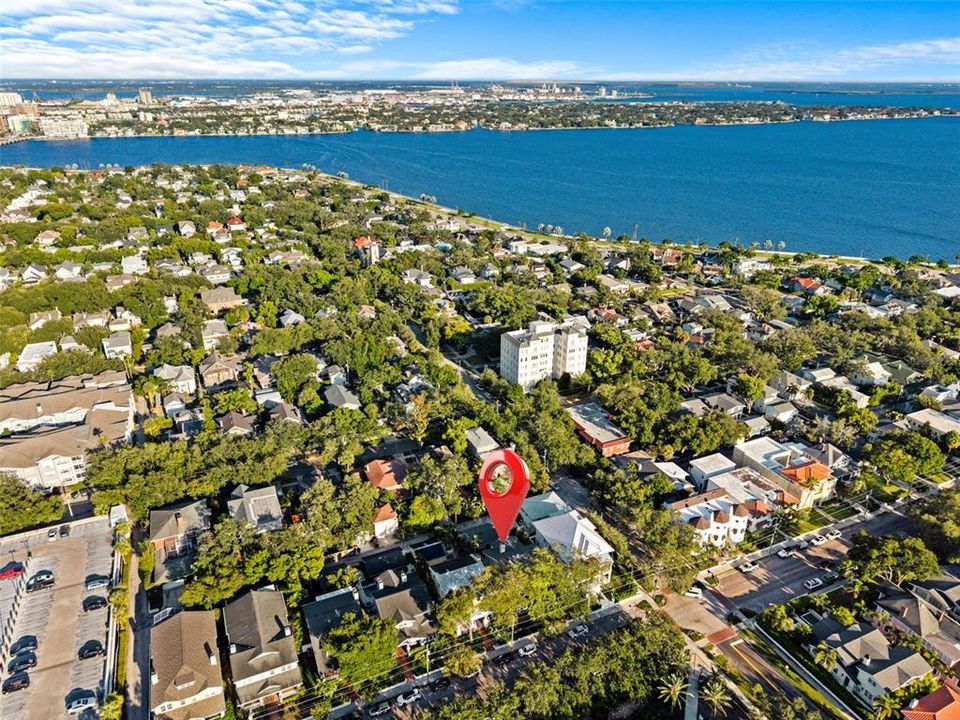 En Venta: $2,100,000 (3 camas, 3 baños, 2854 Pies cuadrados)